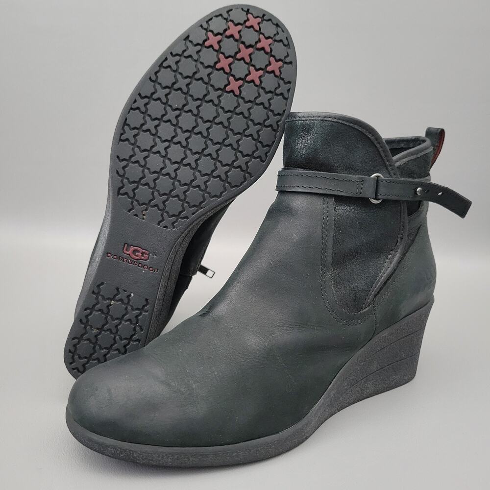 UGG EMALIE Waterproof Leather Black Ankle Boots WEDGE Size US 9